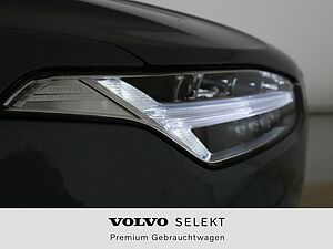 Volvo  B5 AWD Mild-Hybrid Diesel Plus Bright